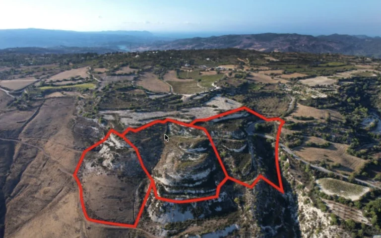 43,145m² Plot for Sale in Fyti, Paphos District