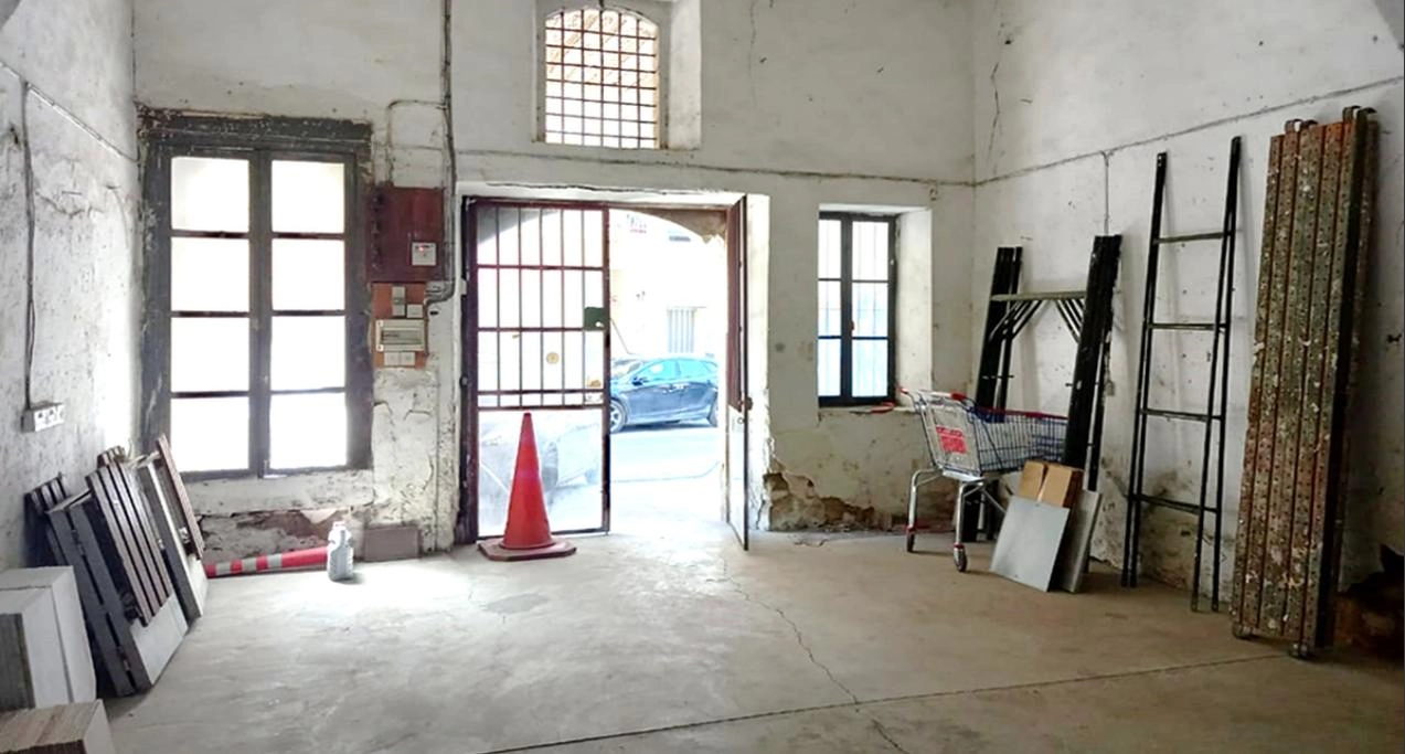 682m² Building for Sale