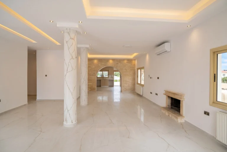 Cheap Houses and Villas for Sale Paphos up to 800000 euro