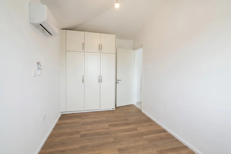 Cheap Houses and Villas for Sale Paphos up to 800000 euro