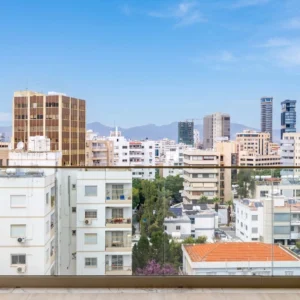 4 Bedroom Apartment for Sale in Agioi Omologites, Nicosia District