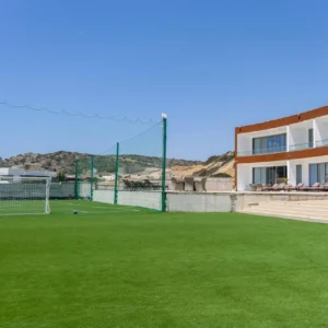 1350m² House for Rent in Parekklisia, Limassol District