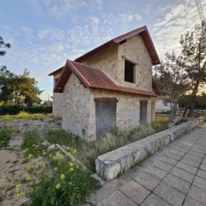4 Bedroom House for Sale in Souni, Limassol District