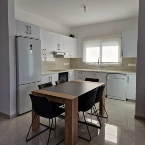 2 Bedroom Apartment for Rent in Limassol – Mesa Geitonia