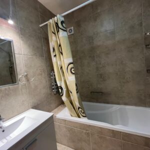 2 Bedroom Apartment for Rent in Germasogeia, Limassol District