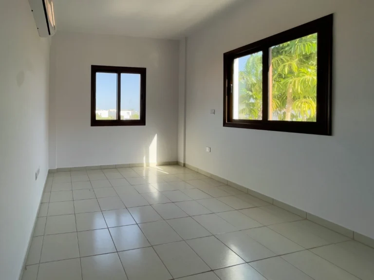 Cheap Houses and Villas for Sale Famagusta up to 500000 euro