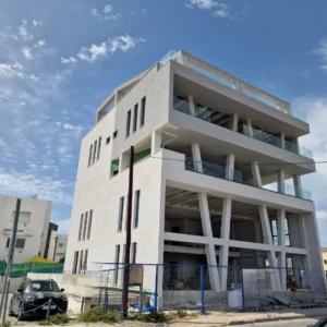 255m² Office for Rent