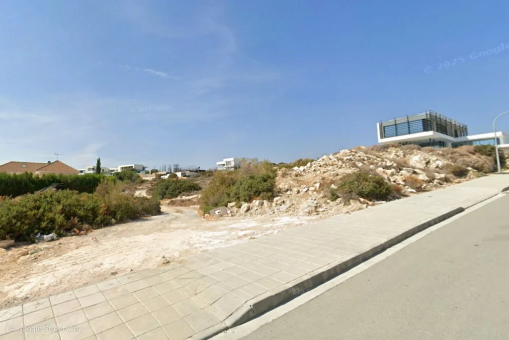 822m² Plot for Sale in Germasogeia, Limassol District