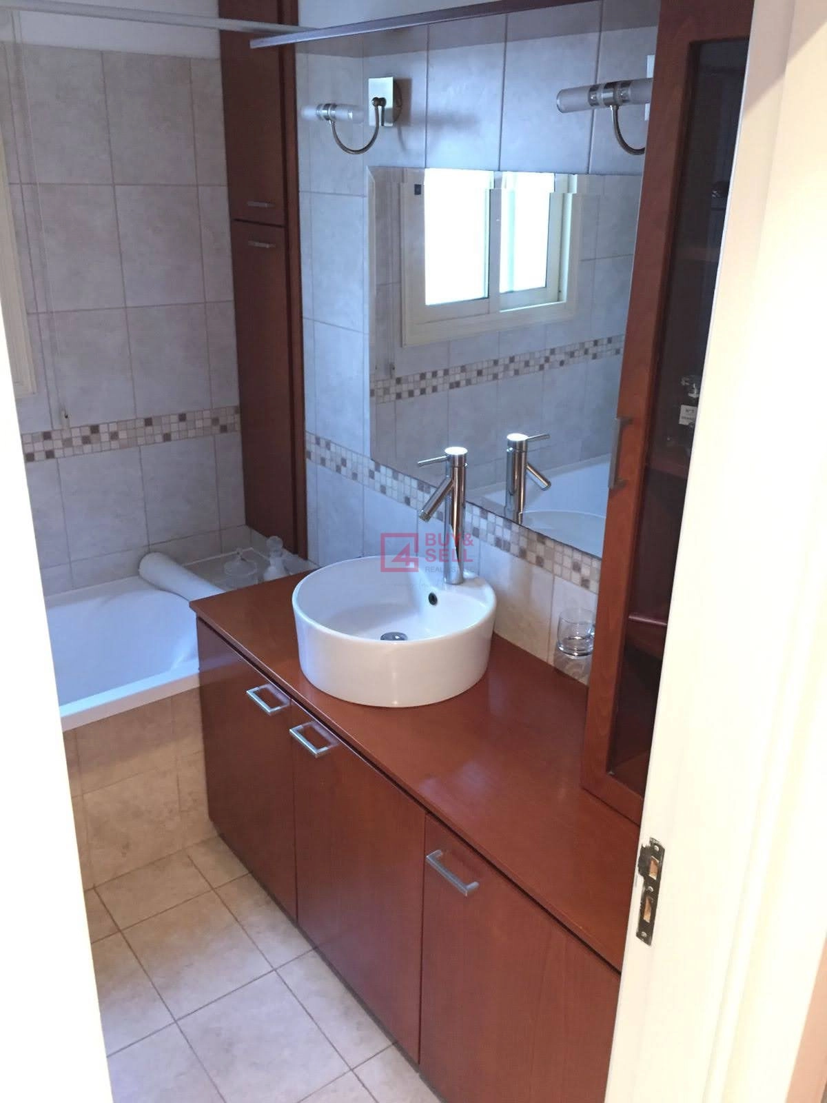 2 Bedroom Apartment for Rent in Germasogeia, Limassol District