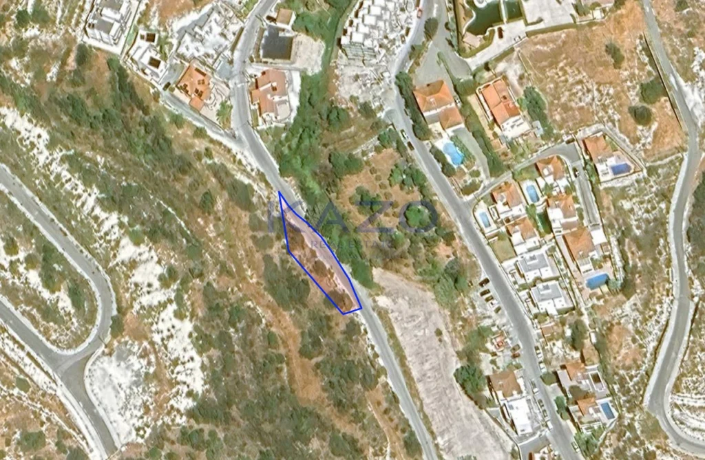 651m² Plot for Sale in Agios Tychonas, Limassol District