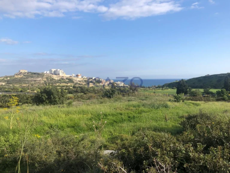 9,670m² Plot for Sale in Agios Tychonas, Limassol District
