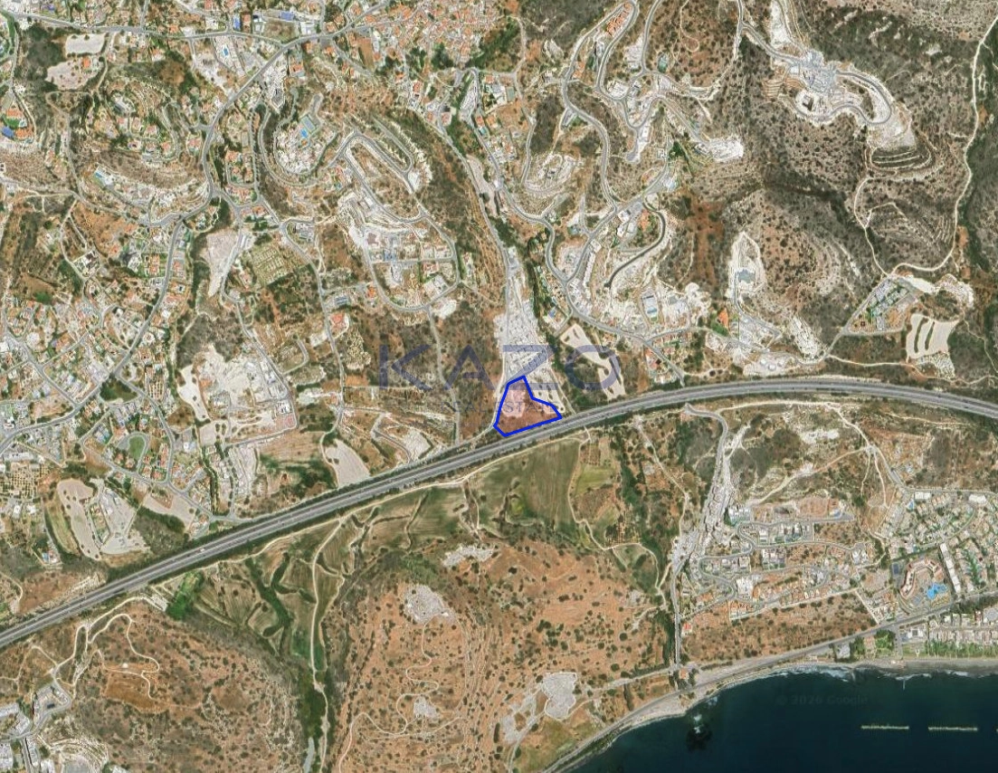 9,670m² Plot for Sale in Agios Tychonas, Limassol District