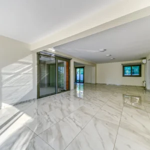 4 Bedroom House for Rent in Agios Tychonas, Limassol District
