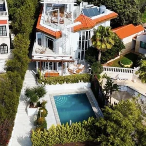 5 Bedroom House for Sale in Pyrgos Lemesou, Limassol District