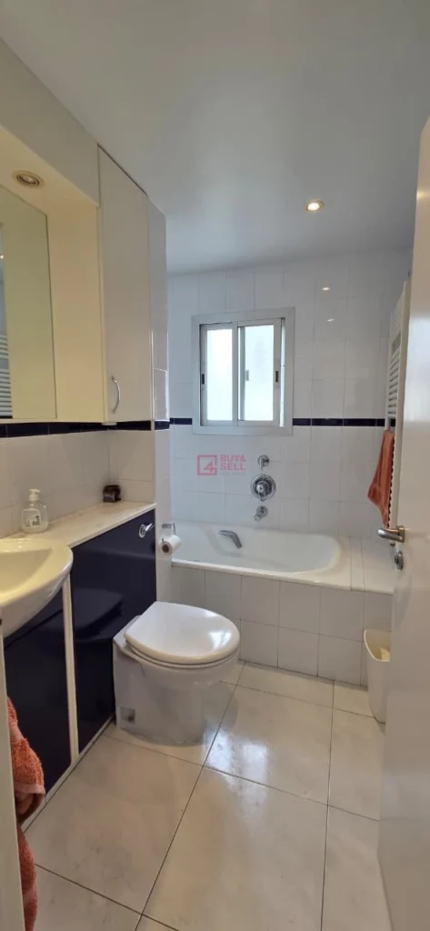 4 Bedroom Apartment for Sale