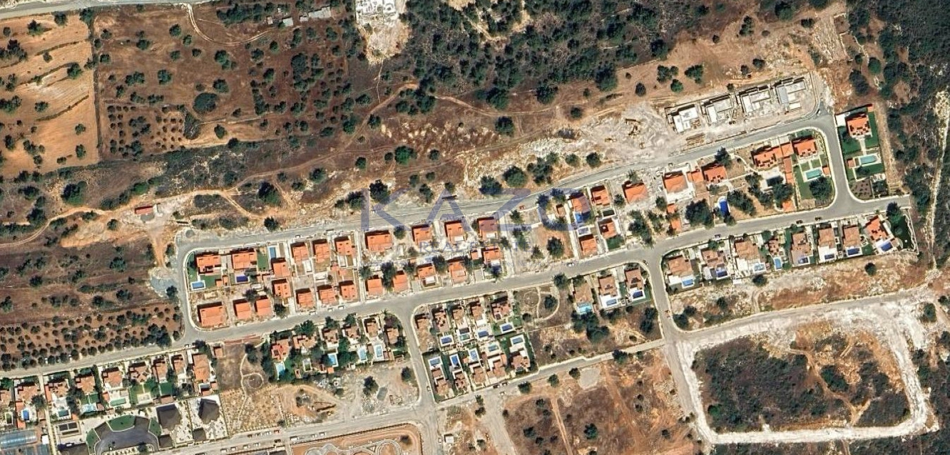 755m² Plot for Sale in Souni, Limassol District