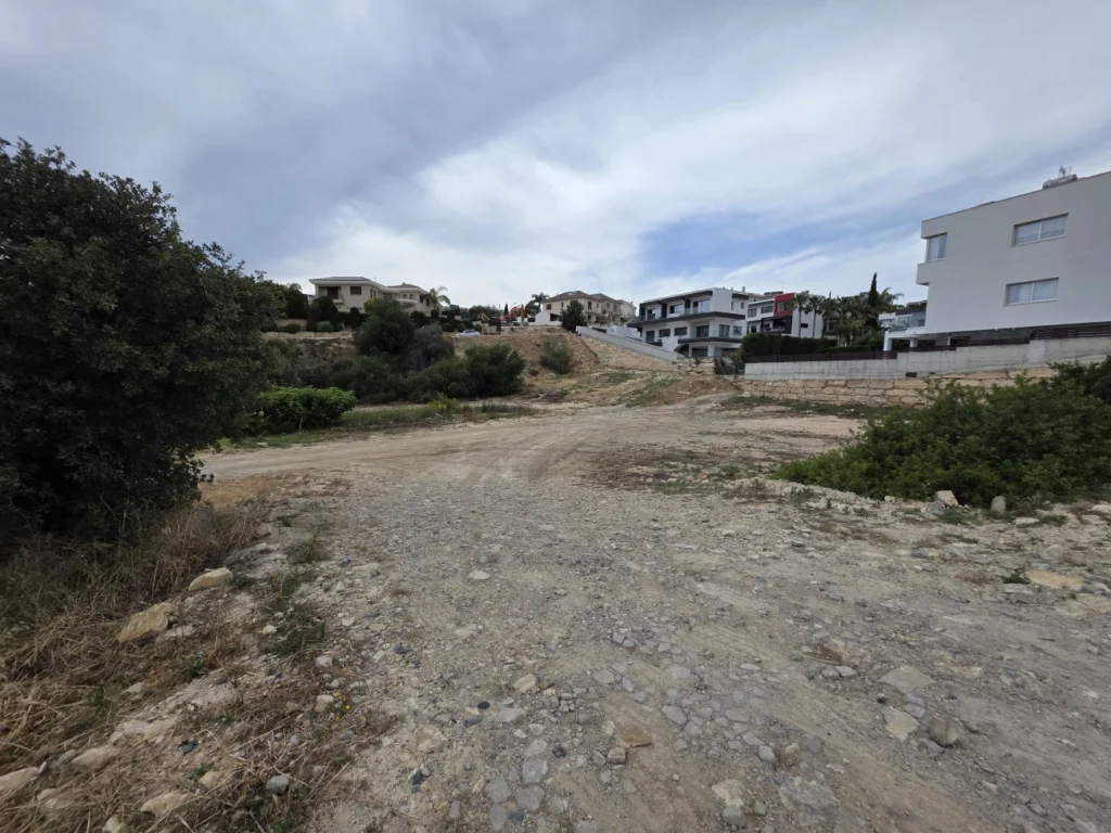 833m² Plot for Sale in Limassol – Agios Athanasios