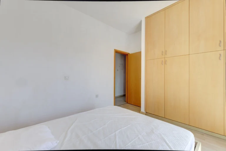 Cheap Houses and Villas for Sale Larnaca up to 300000 euro