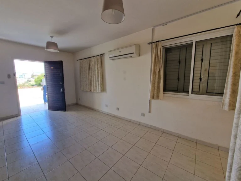 Cheap Houses and Villas for Sale Paphos up to 400000 euro