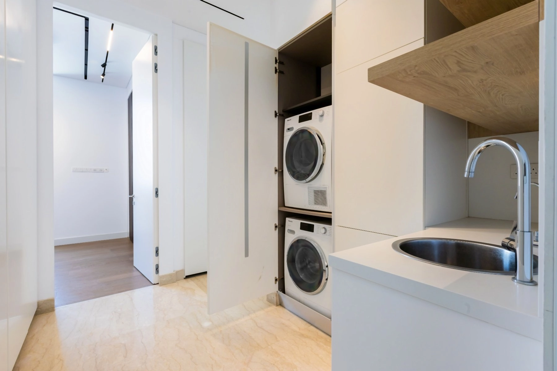 5 Bedroom Apartment for Sale in Limassol – Neapolis