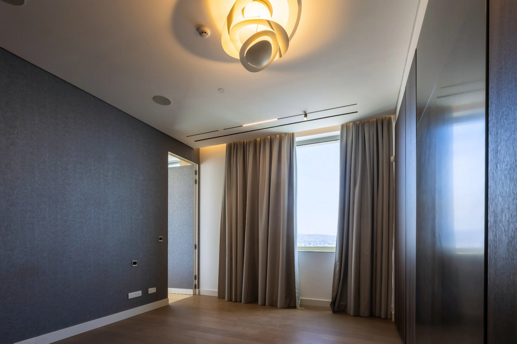 5 Bedroom Apartment for Sale in Limassol – Neapolis
