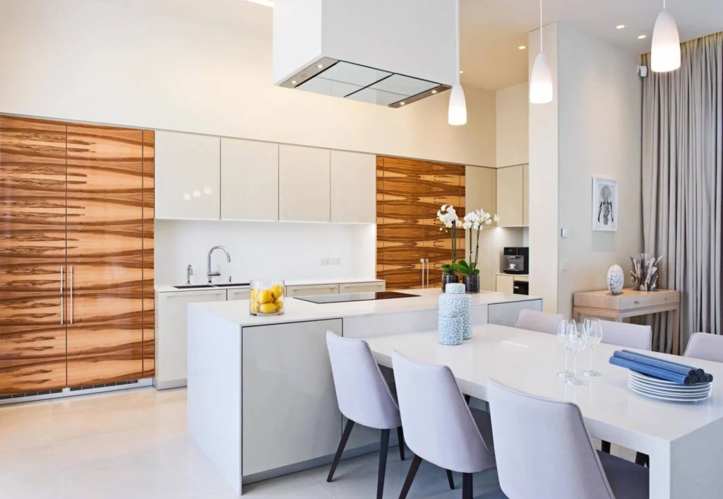 5 Bedroom House for Sale
