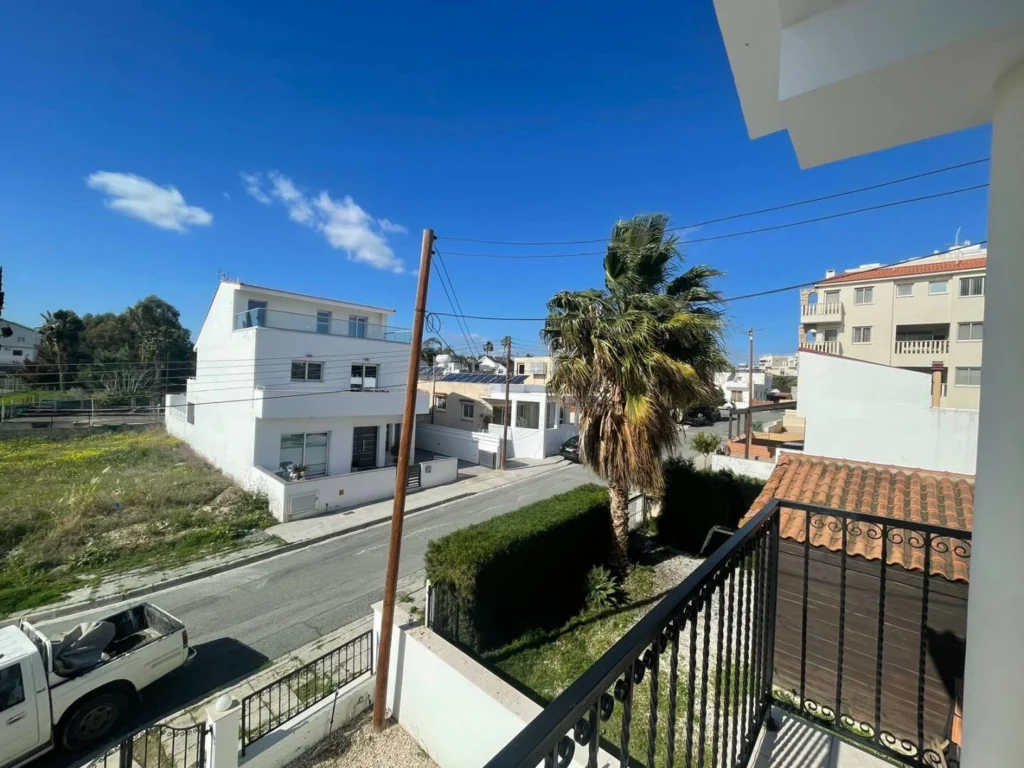 4 Bedroom House for Sale