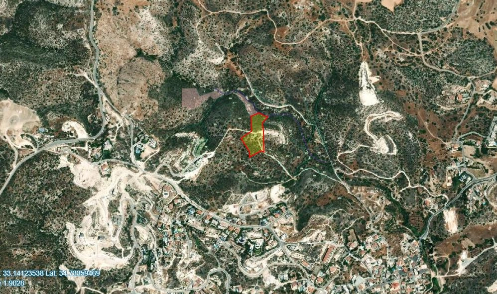 9,416m² Plot for Sale in Agios Tychonas, Limassol District