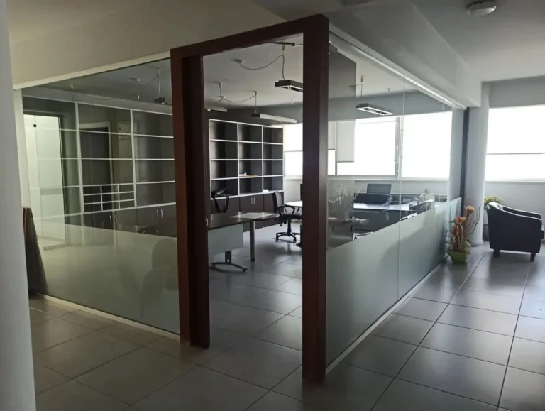 300m² Office for Rent in Limassol – Omonoia