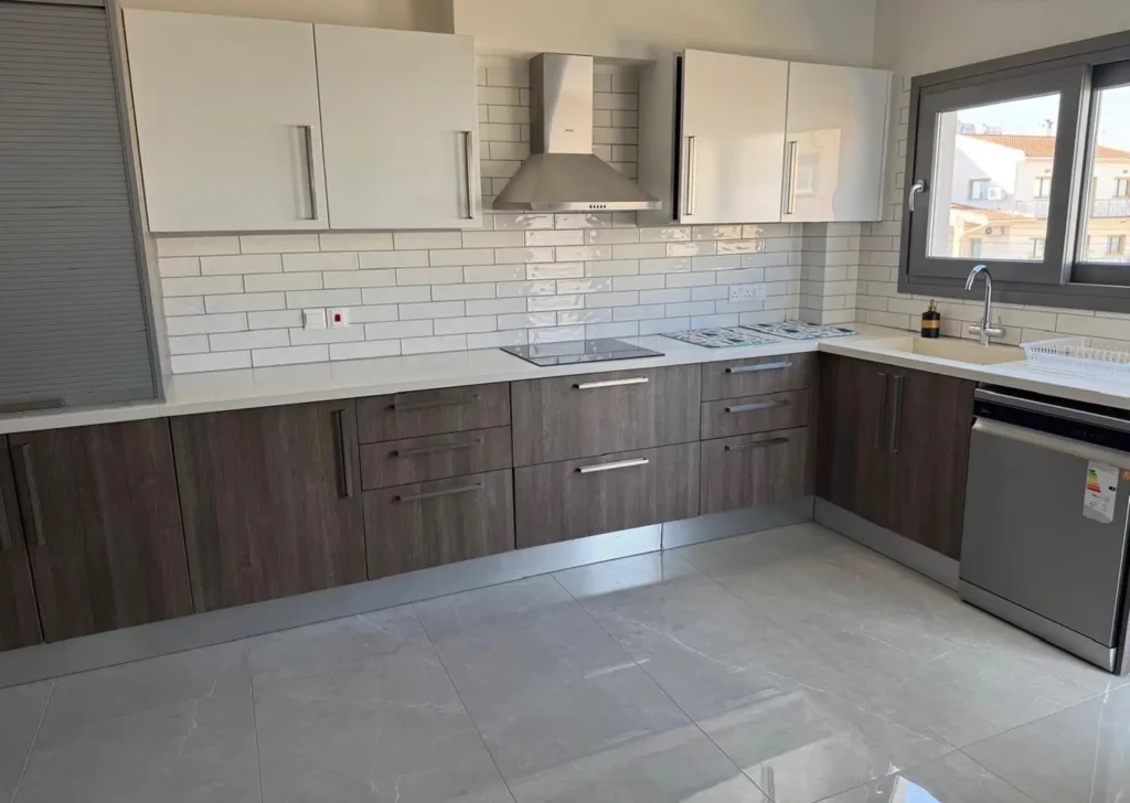 4 Bedroom Apartment for Rent