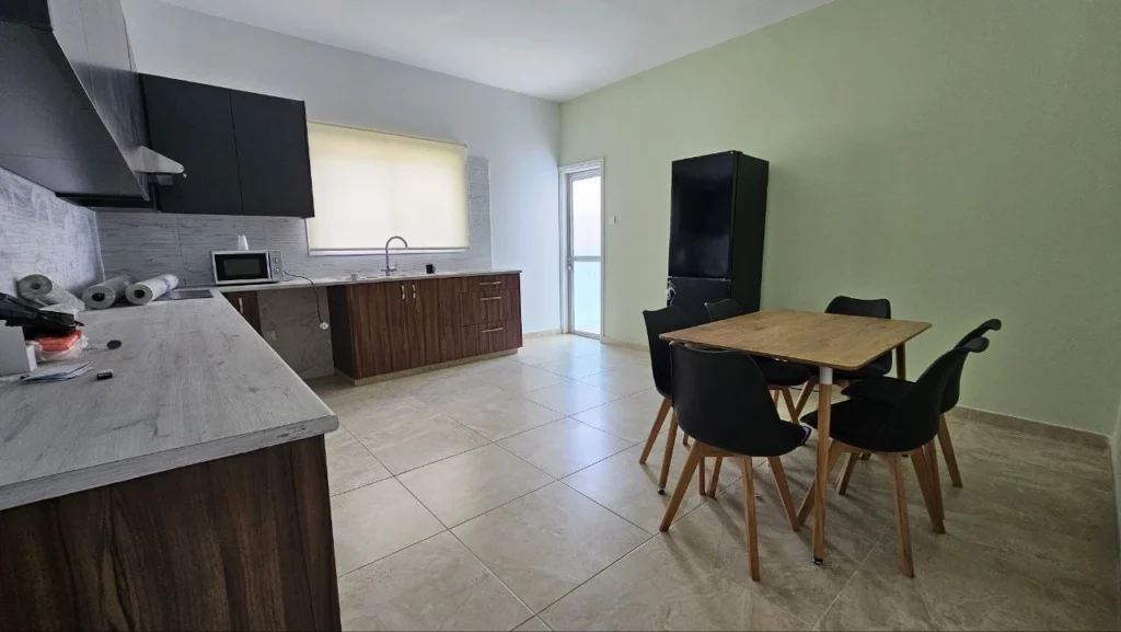 210m² Office for Rent
