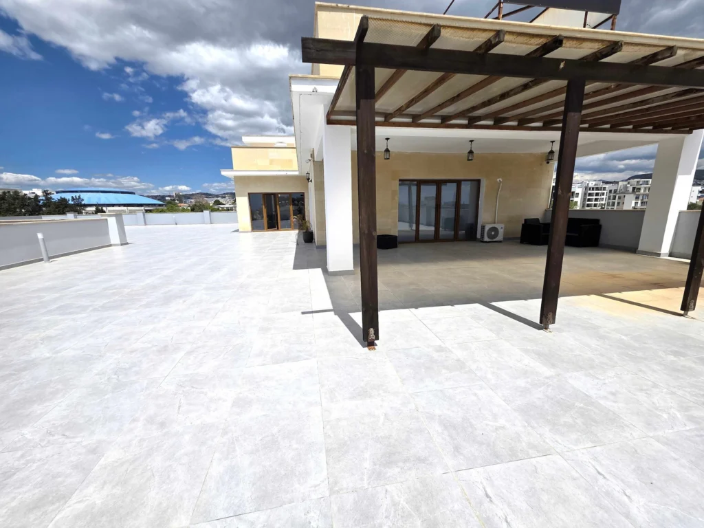 232m² Office for Rent in Limassol – Linopetra