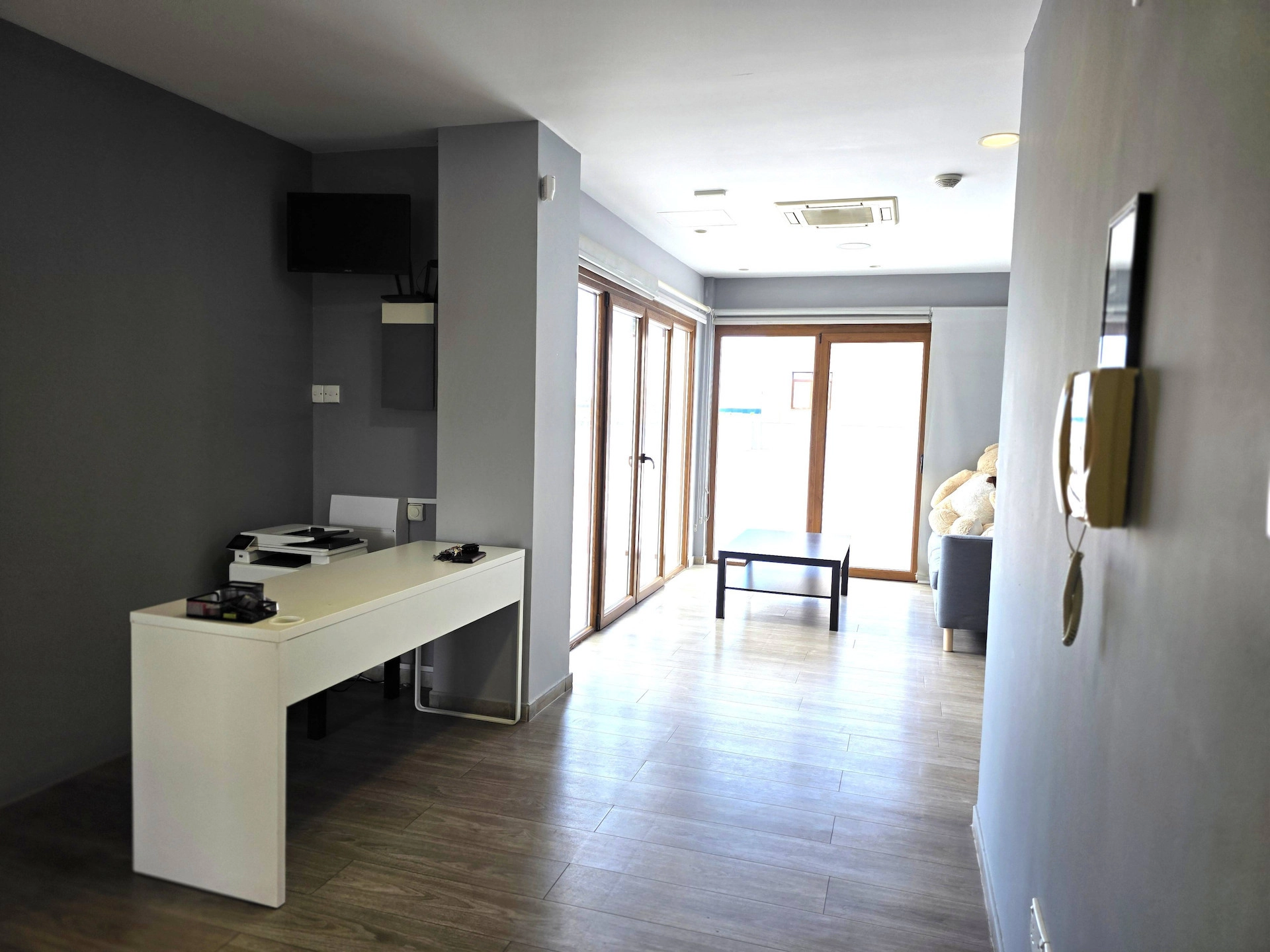 232m² Office for Rent in Limassol – Linopetra