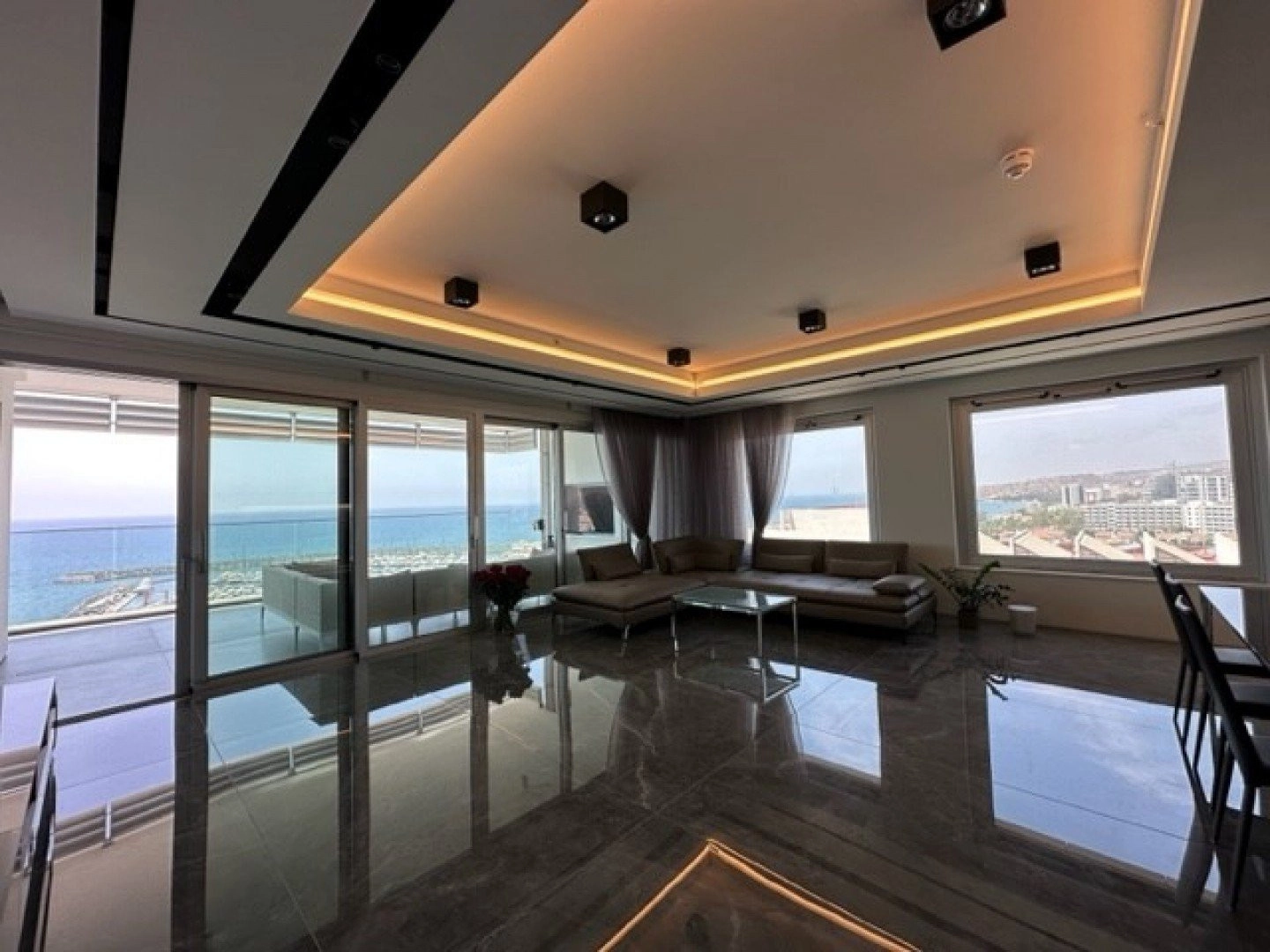3 Bedroom Apartment for Rent in Amathounta, Limassol District