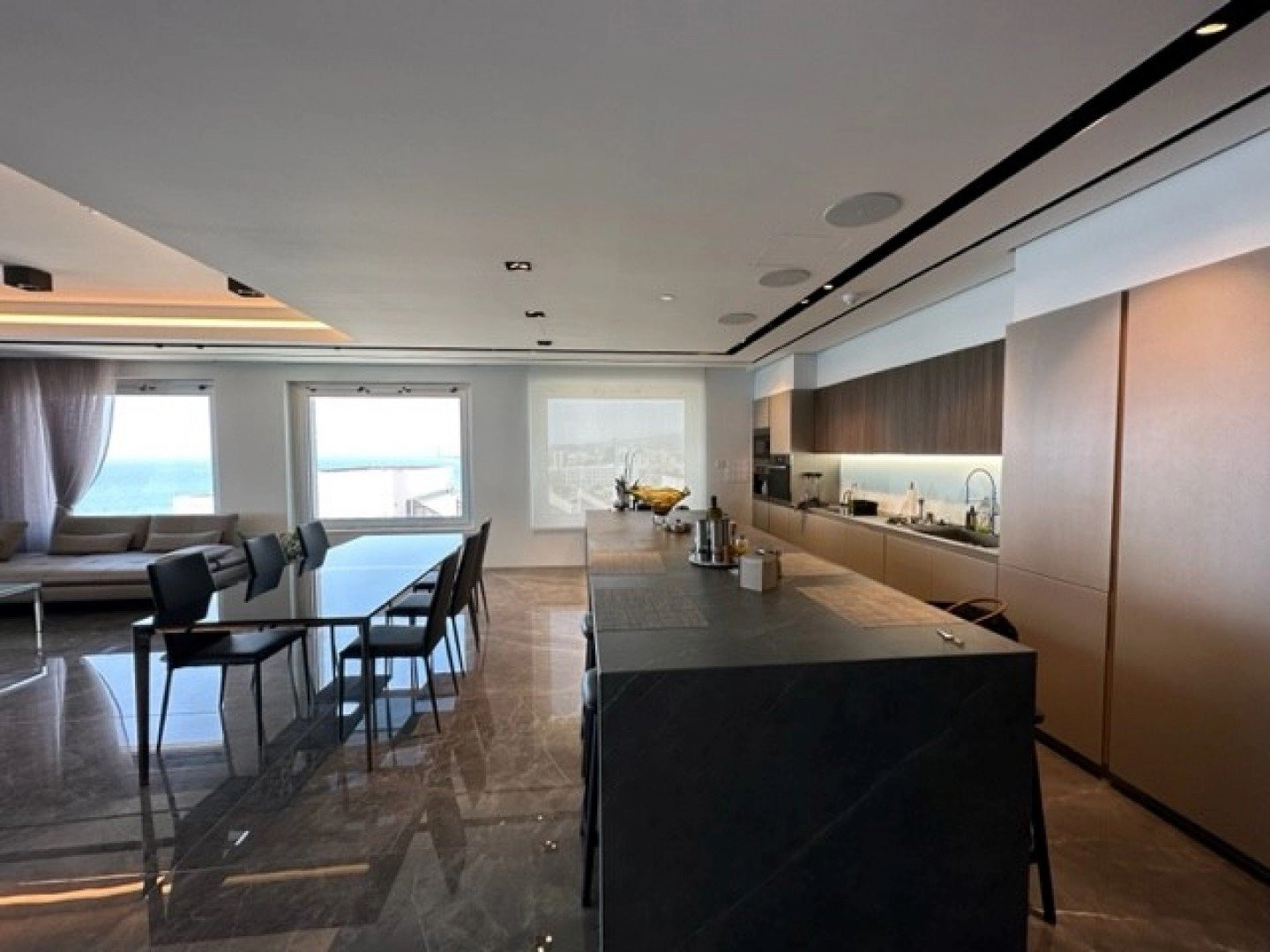 3 Bedroom Apartment for Rent in Amathounta, Limassol District