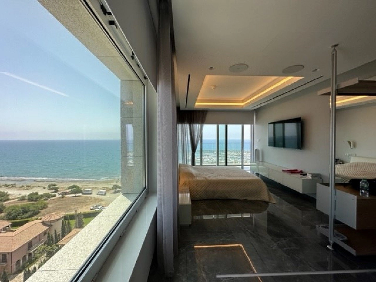 3 Bedroom Apartment for Rent in Amathounta, Limassol District