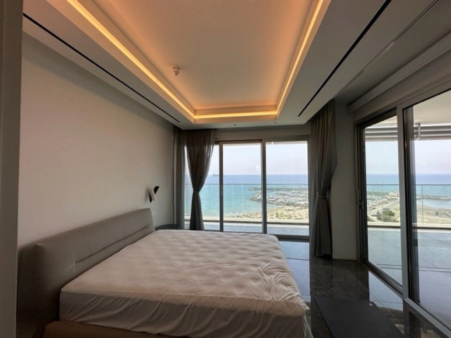 3 Bedroom Apartment for Rent in Amathounta, Limassol District