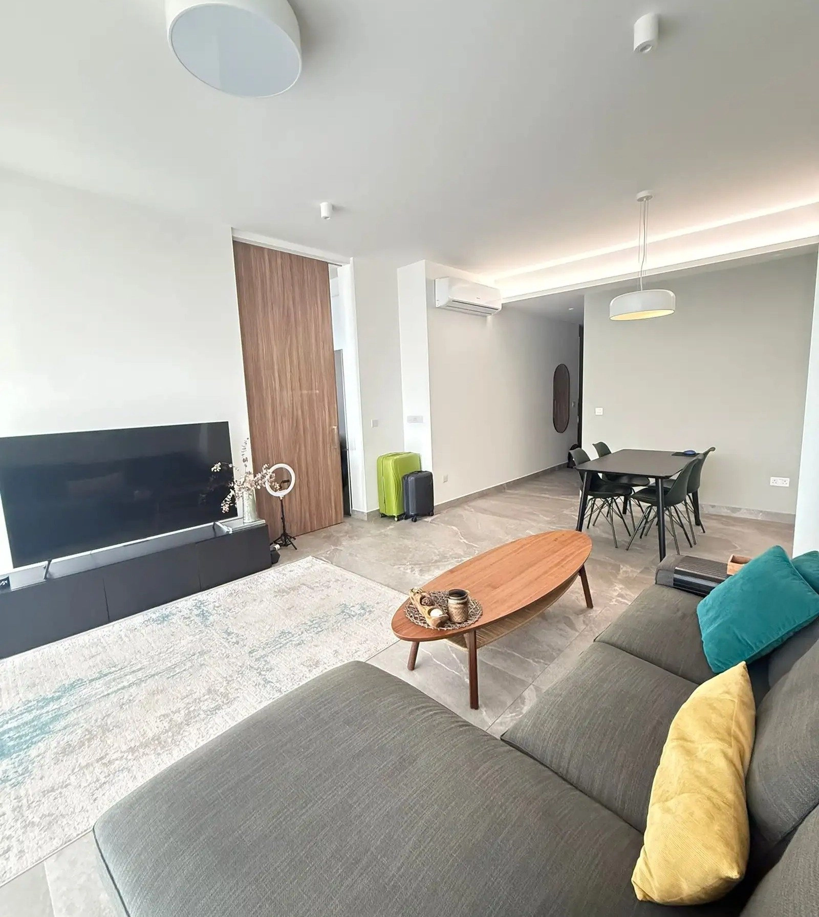 2 Bedroom Apartment for Rent in Limassol – Neapolis