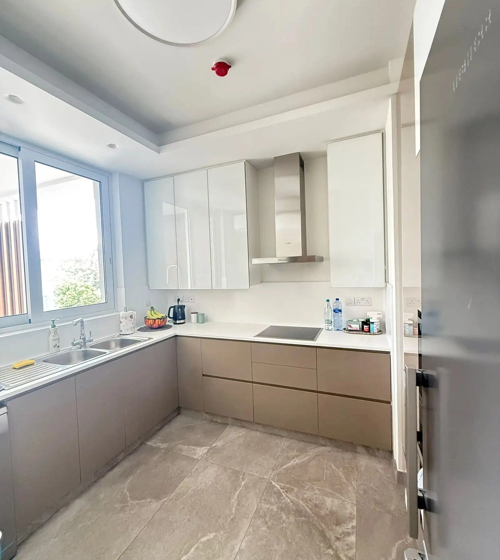 2 Bedroom Apartment for Rent in Limassol – Neapolis