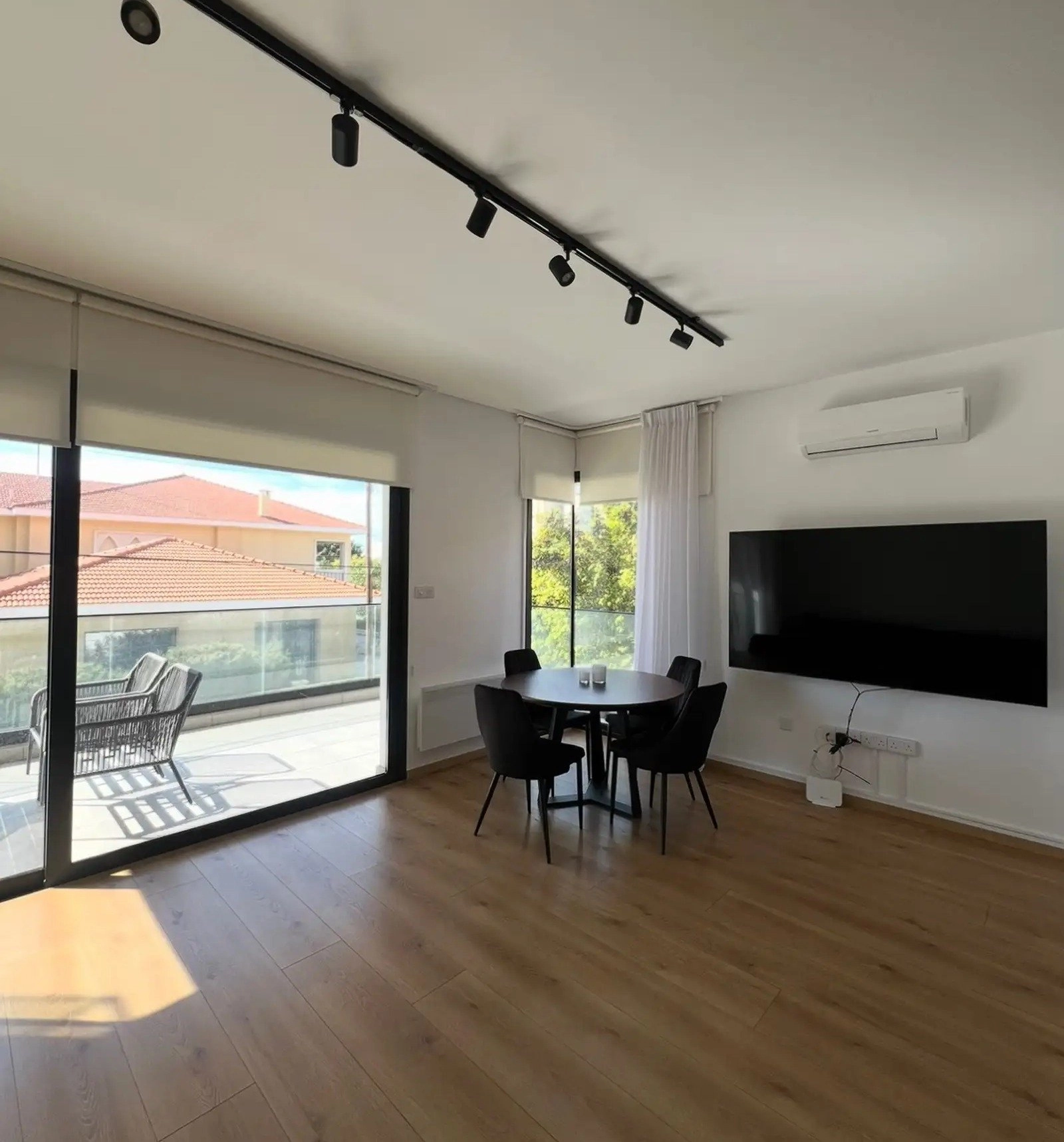 2 Bedroom Apartment for Rent in Limassol – Mesa Geitonia