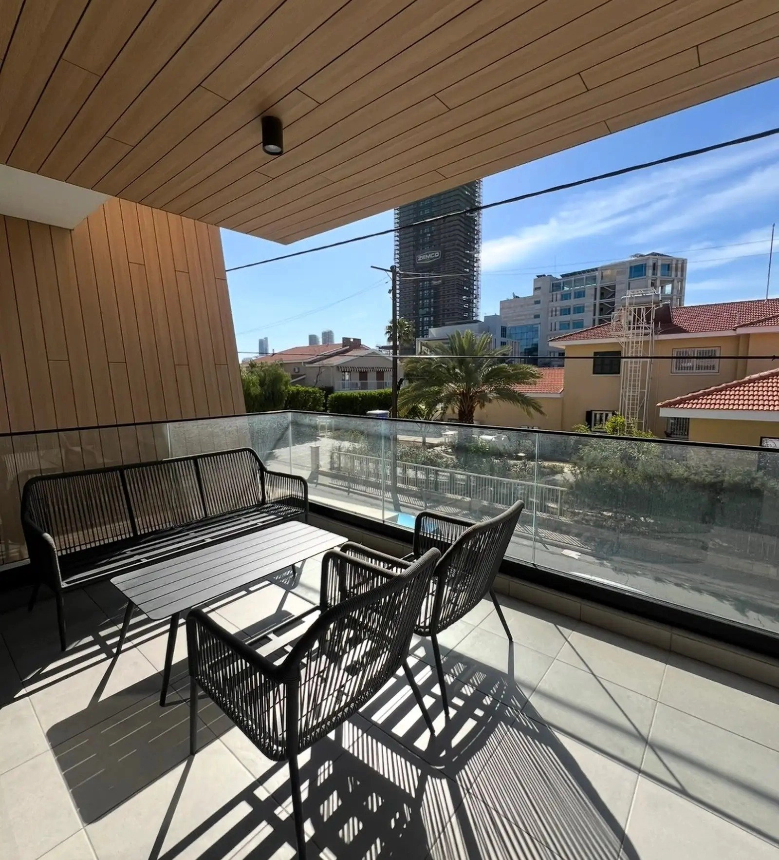 2 Bedroom Apartment for Rent in Limassol – Mesa Geitonia