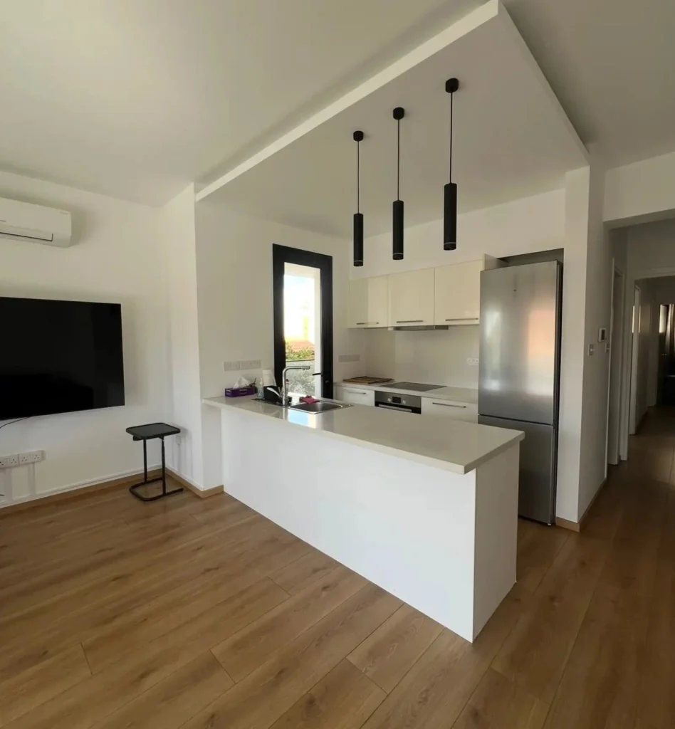 2 Bedroom Apartment for Rent in Limassol – Mesa Geitonia
