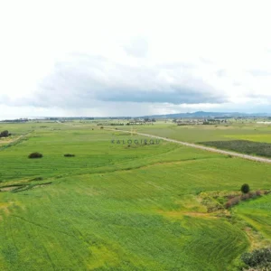 83,325m² Plot for Sale in Pervolia Larnacas