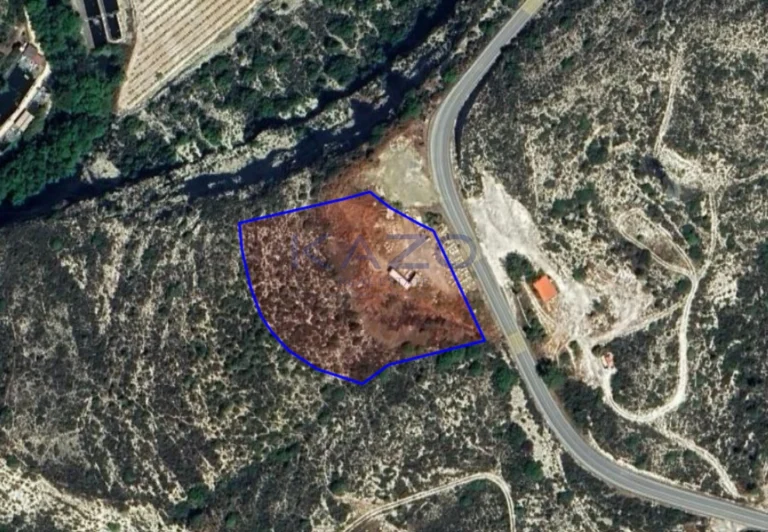 Οικόπεδο 7,804m² προς πώληση στον Λιμνάτη, Επαρχία Λεμεσού