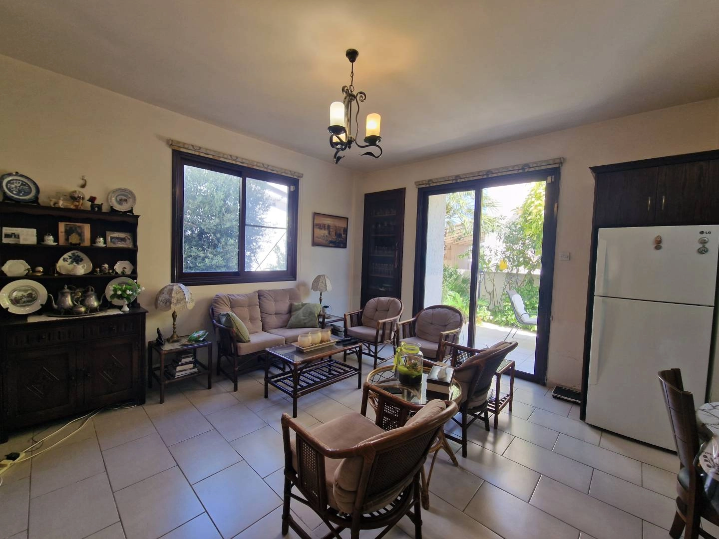 5 Bedroom House for Sale