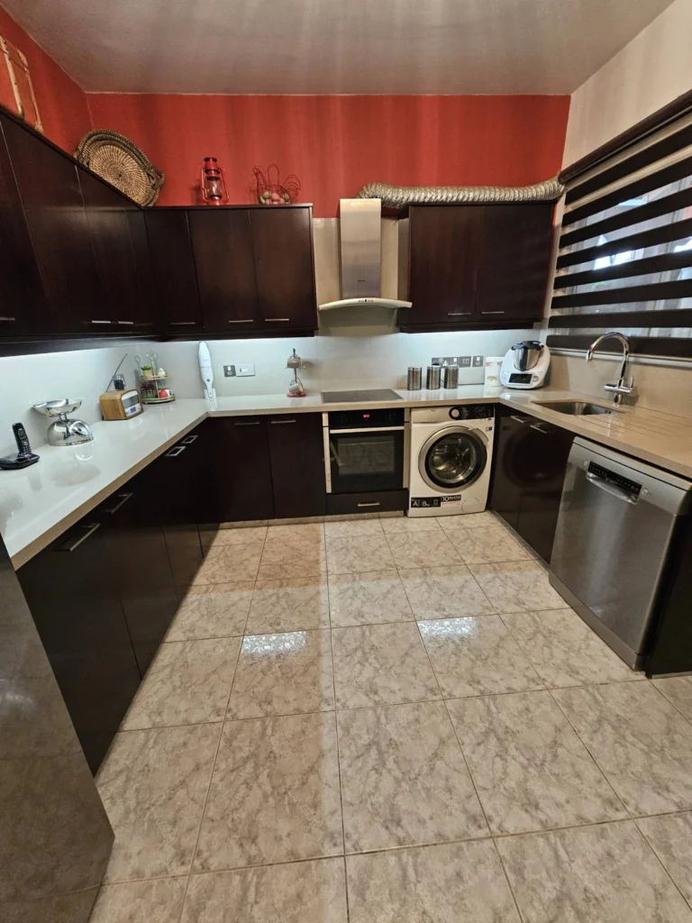 Cheap Houses and Villas for Sale Nicosia up to 300000 euro