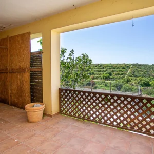 4 Bedroom House for Sale in Kathikas, Paphos District