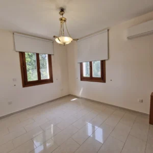 4 Bedroom House for Sale in Agios Nikolaos, Larnaca District