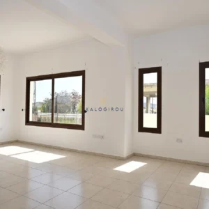 5 Bedroom House for Sale in Pyla, Larnaca District