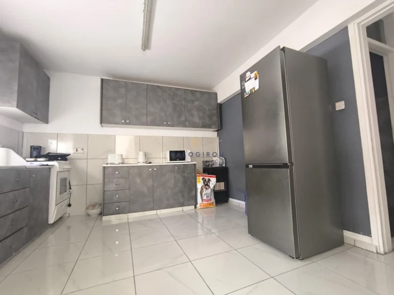 Cheap Houses and Villas for Sale Larnaca up to 300000 euro